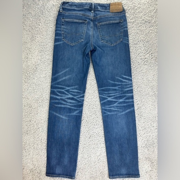 American Eagle Jeans Mens 30 x 34 Airflex Original Straight Regular Wash Classic - Picture 6 of 6